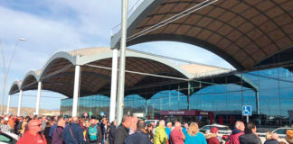 Passengers complain of airport fire chaos