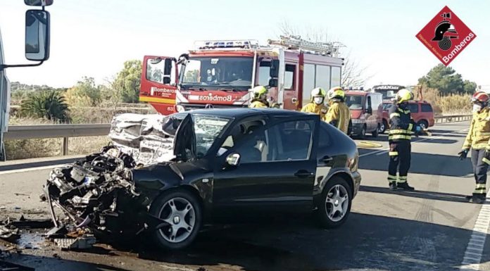 Driver killed in head-on crash