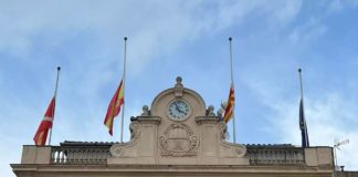 Two cyclists killed in road tragedy