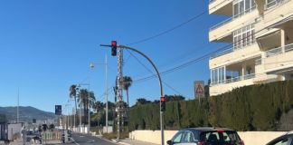Residents see red over ‘temporary’ lights