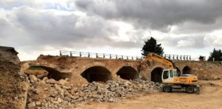 Bridge ‘designed for carriages’ comes down