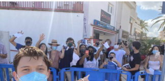 Hollywood comes to the Costa