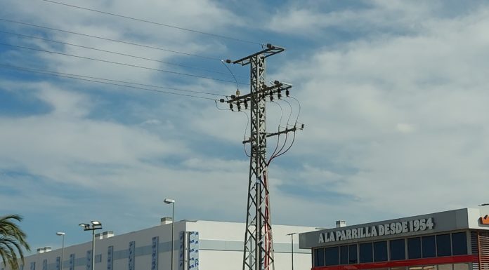 Pulling up pylons