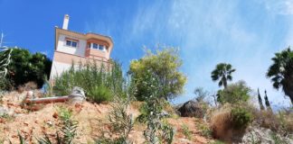 Coast residents living on the edge