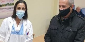 Politicians accused of vaccination queue jumping